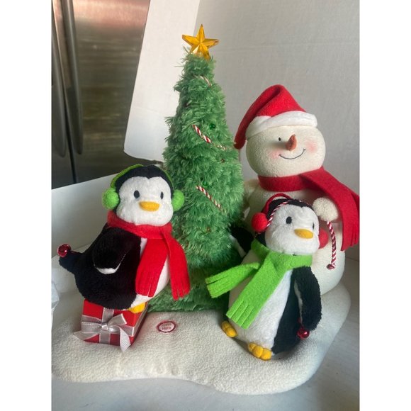 Hallmark Jingle Pals 2006 Penguins Snowman Rockin Around the Christmas Tree - Picture 3 of 6